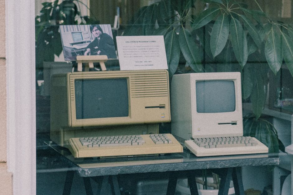 Business Laptops vs. Desktops: Small Office IT Decision